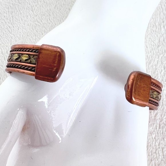 Stamped Copper Cuff Bracelet 🎈Host Pick🎈 - Picture 6 of 7